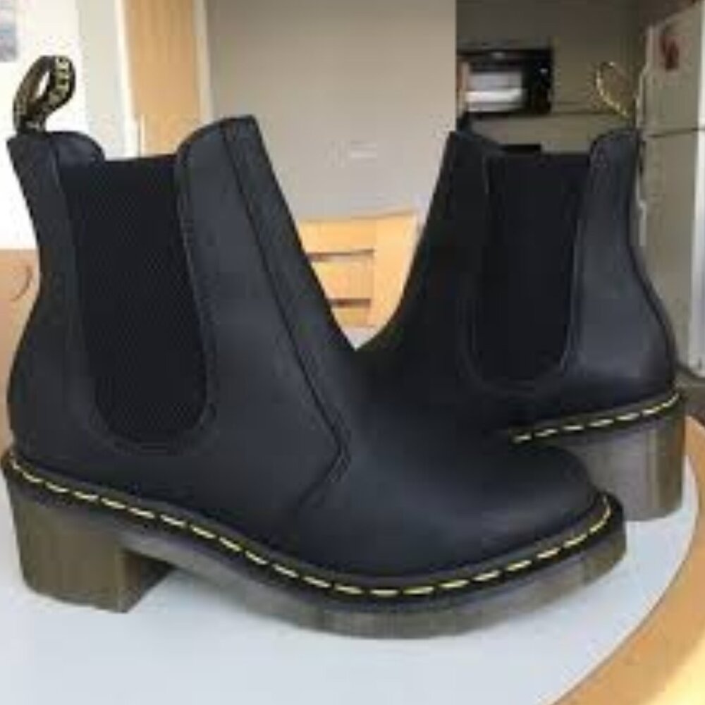 Size 9 Women's- Doc Marten's Cadence Chelsea Boot NWOT